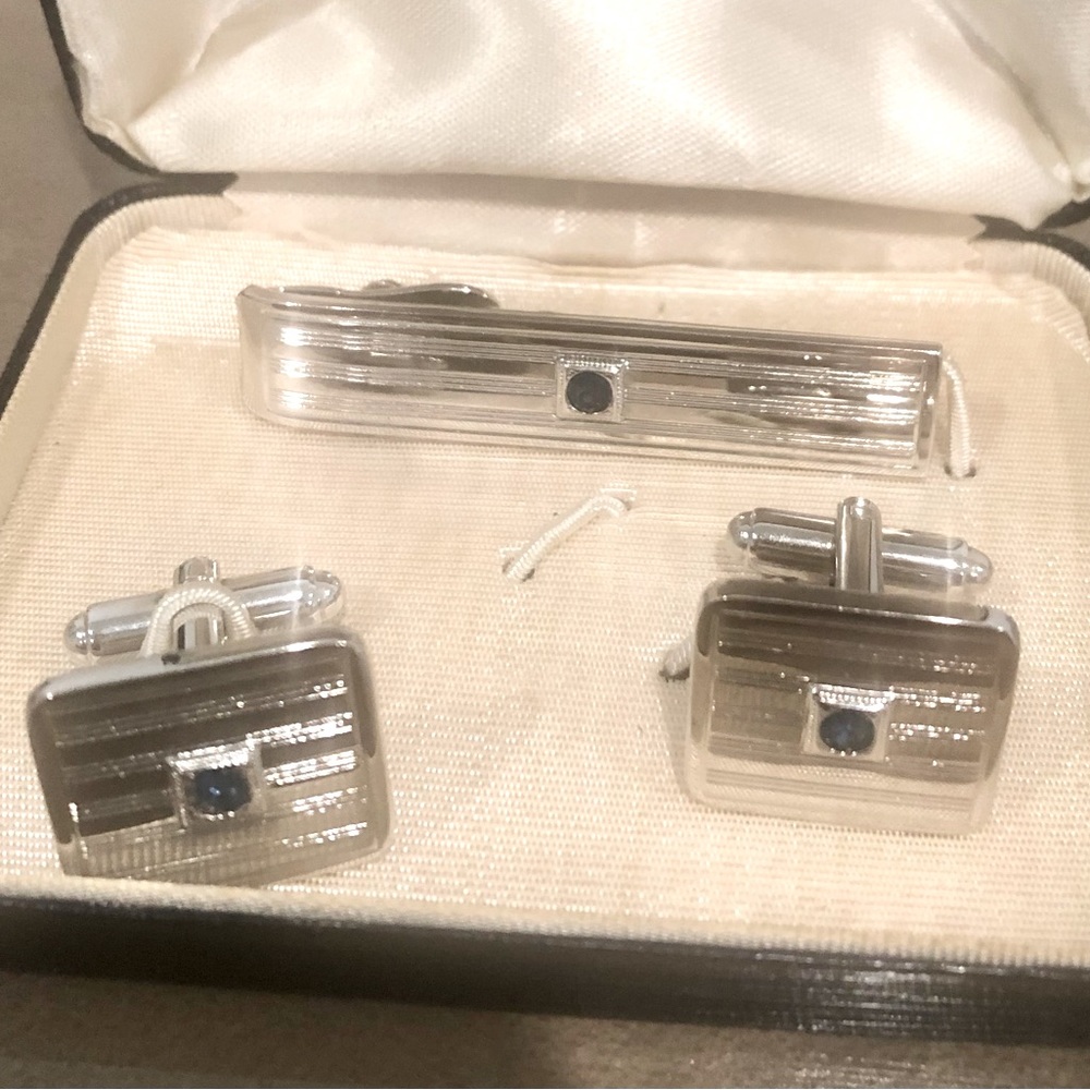 Vintage Cuff Links Set - image 1